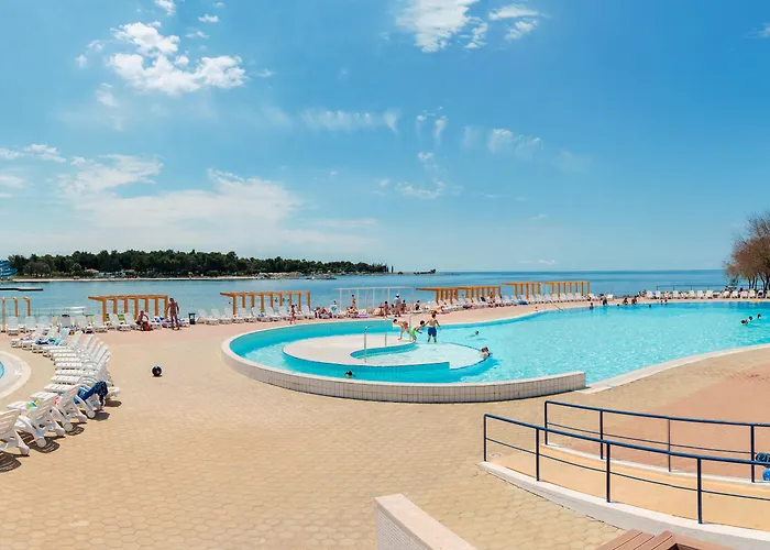 Apartments Katoro Plava Laguna